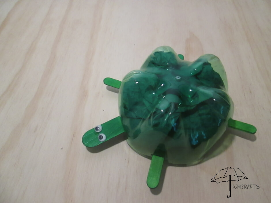 Popsicle stick bottle turtle