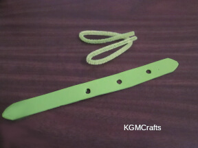 cut your craft foam bend your pipe cleaners