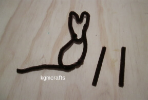 cut off some of the pipe cleaner