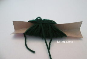 bend cardboard tie yarn in center