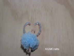 add the arms and face