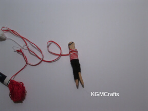 wrap red and white string for the shirt