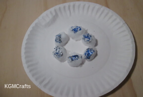 step 2 glue cotton in circle