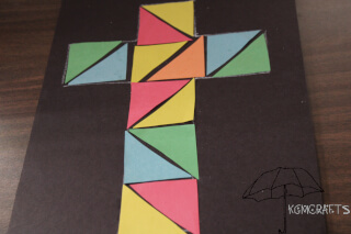 use paper to make a mosaic design mosaic cross