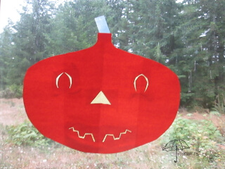 Jack-o-lantern sun catcher Jack-o-lantern sun catcher