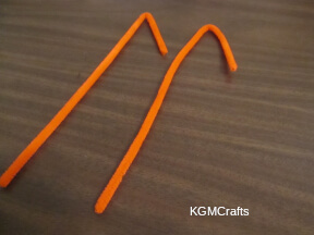 bend your pipe cleaners