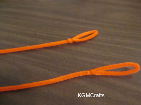 twist to make the feet