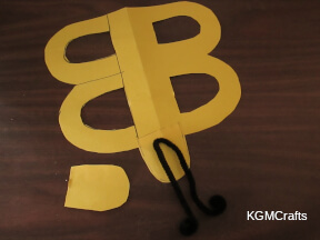 step 4 add the pipe cleaner