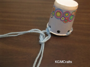 knot the yarn