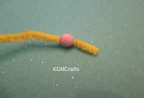 place bead on pipe cleaner