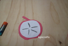 draw the inside of the apple