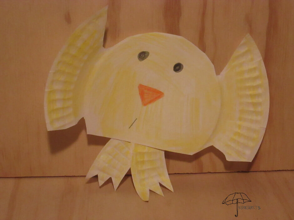 paper plate chick A cute chick for Easter.