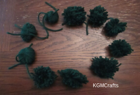 step 1 make pompoms