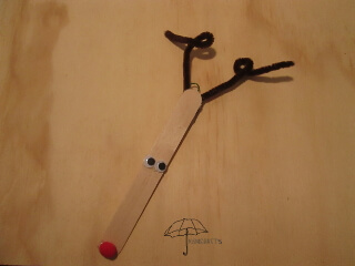 a skinny reindeer craft stick reindeer