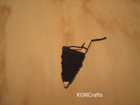 step 3 tie the yarn to the sticks