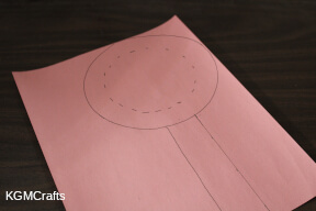 draw the mirror on colored paper