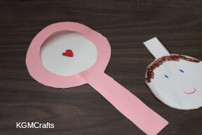 draw a heart in the center of the mirror