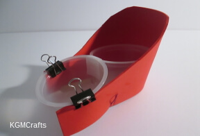 wrap foam around fruit cups