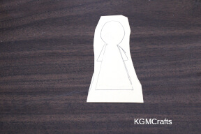 draw your doll on paper