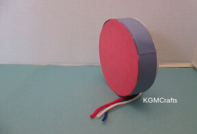 glue the paper to the sides tamborinestep4288.JPG
