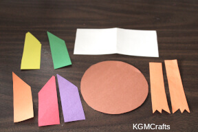 cut the paper pieces for the turkey