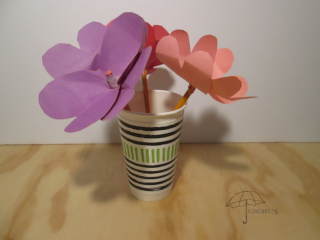 pencil topper Valentine flower