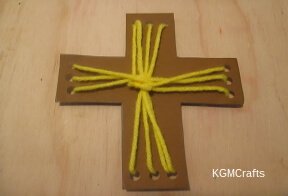 link to Christian Easter crafts