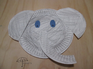 preschoolers can make an elephant out of paper plates